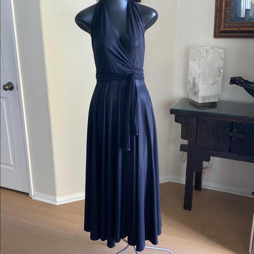 NORMA KAMALI Blk Metallic Backless Halter Dress